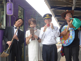 P1060899s-c377d.jpg